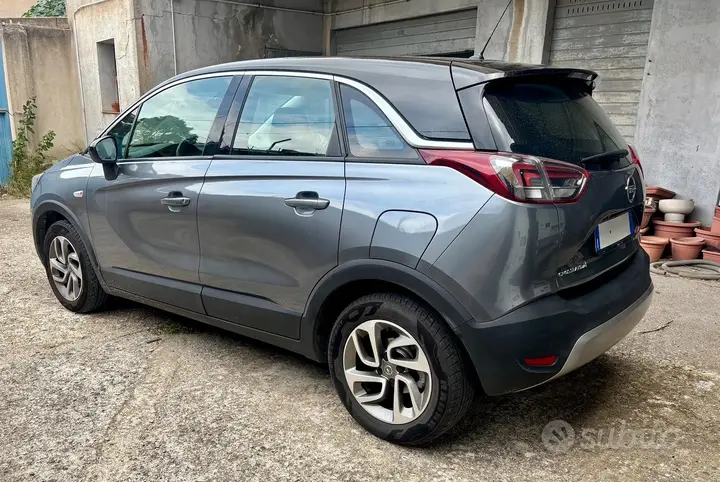 Opel Crossland X 2019 photo 2