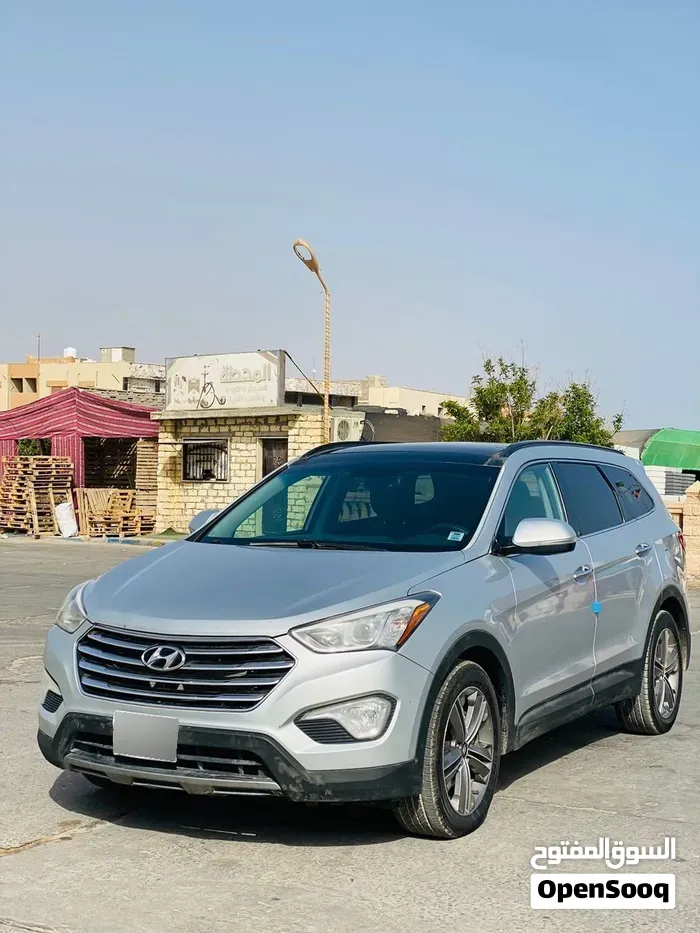 Hyundai Santa Fe 2014 photo 2