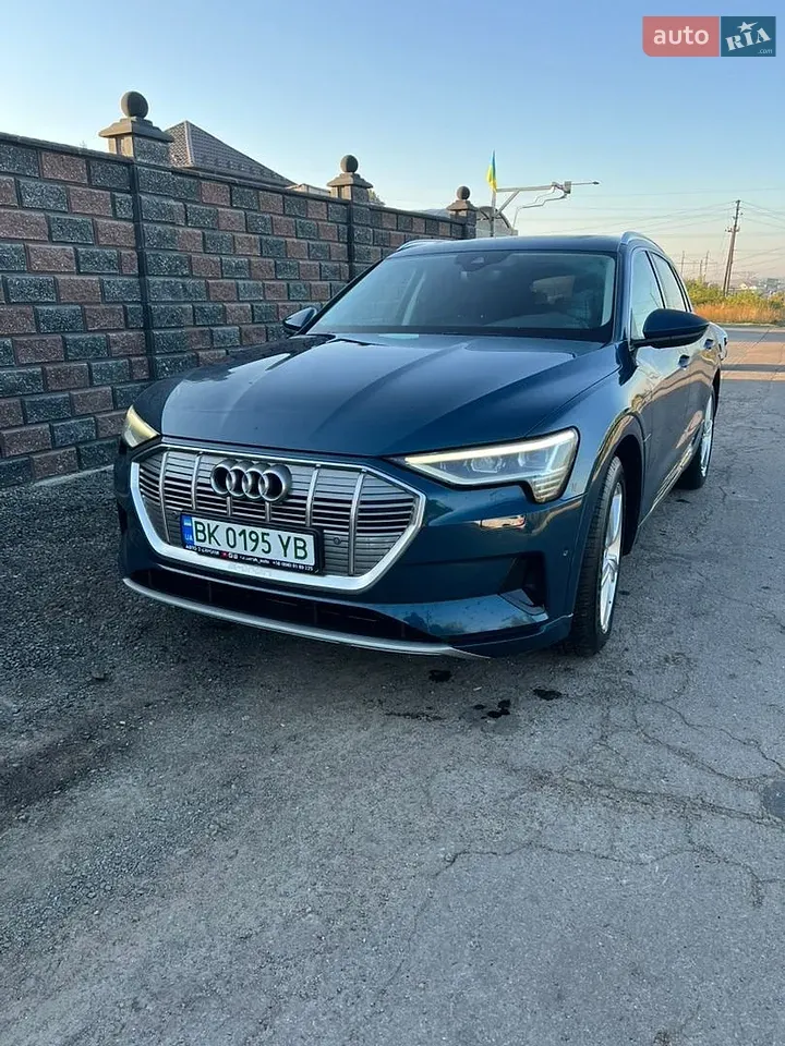 Audi E-Tron 2019 photo 3