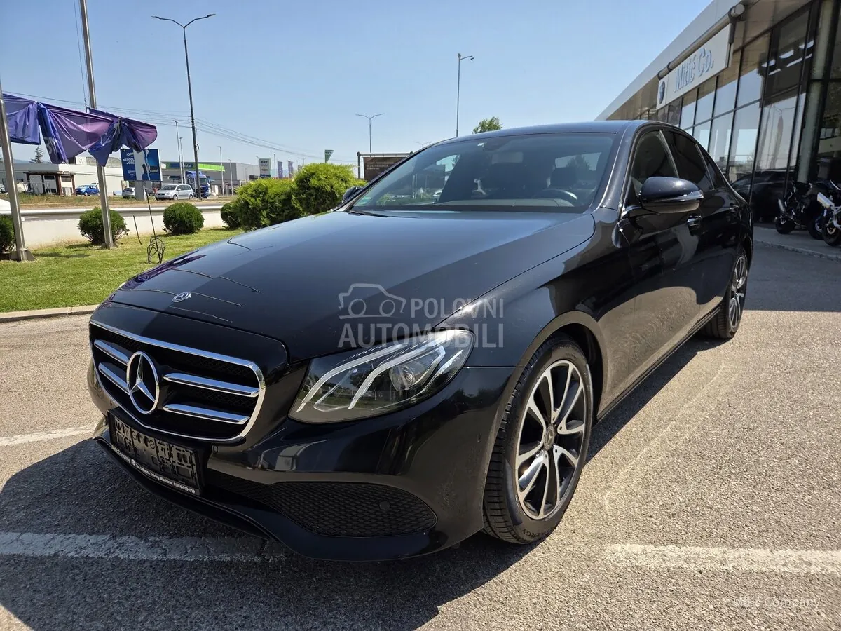 Mercedes-Benz E 220