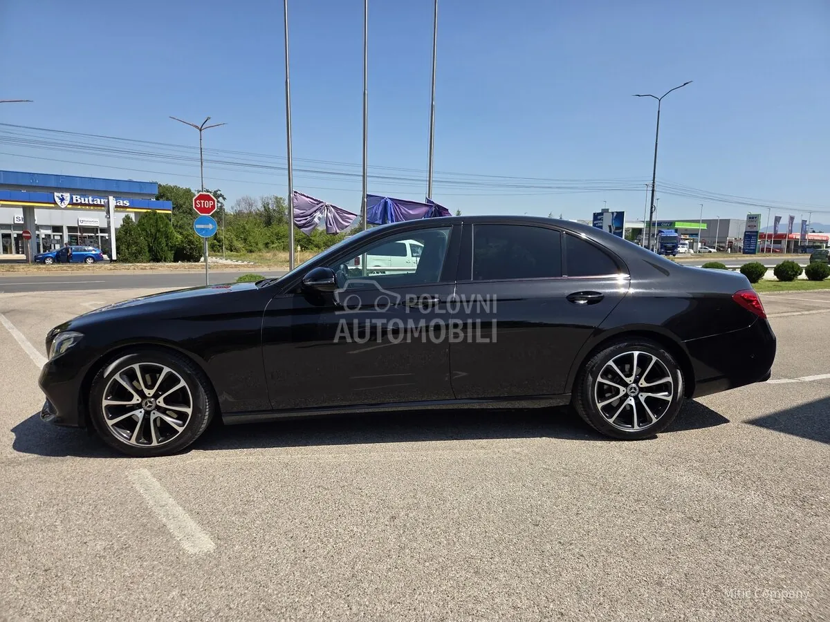 Mercedes-Benz E 220 2019 photo 3