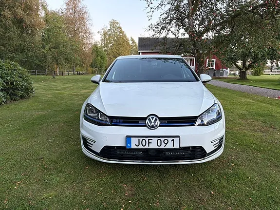 Volkswagen Golf Vii 2016 photo 2