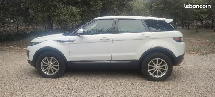 Land Rover Range Rover Evoque 2016 photo 2