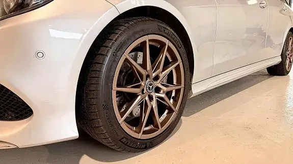 Mercedes-Benz E 350 2014 photo 4
