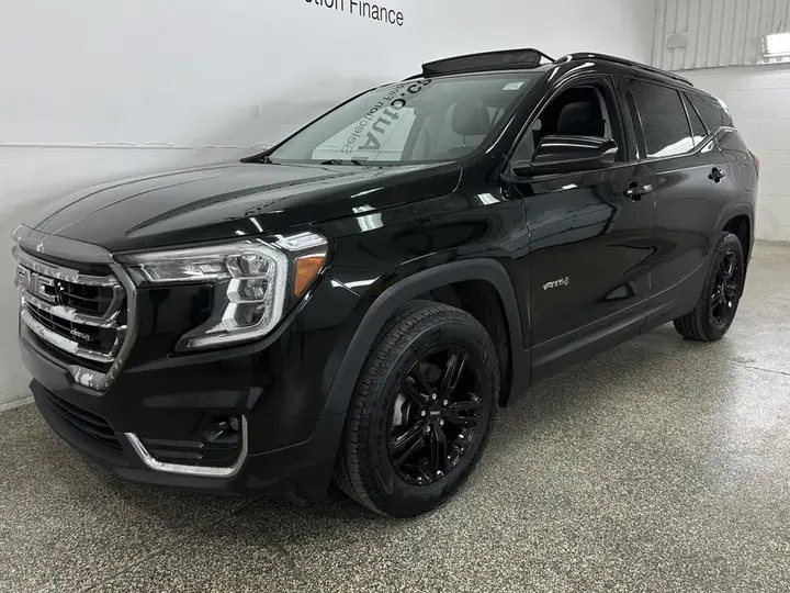 GMC Terrain 2022 photo 3