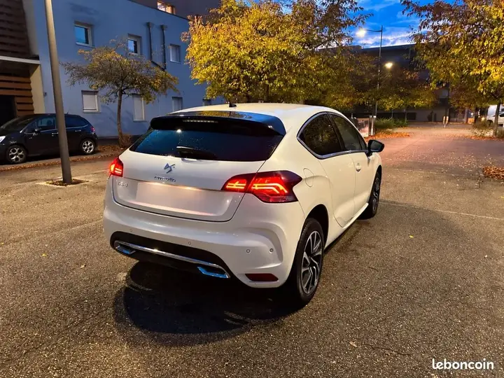 Citroen Ds4 2014 photo 2
