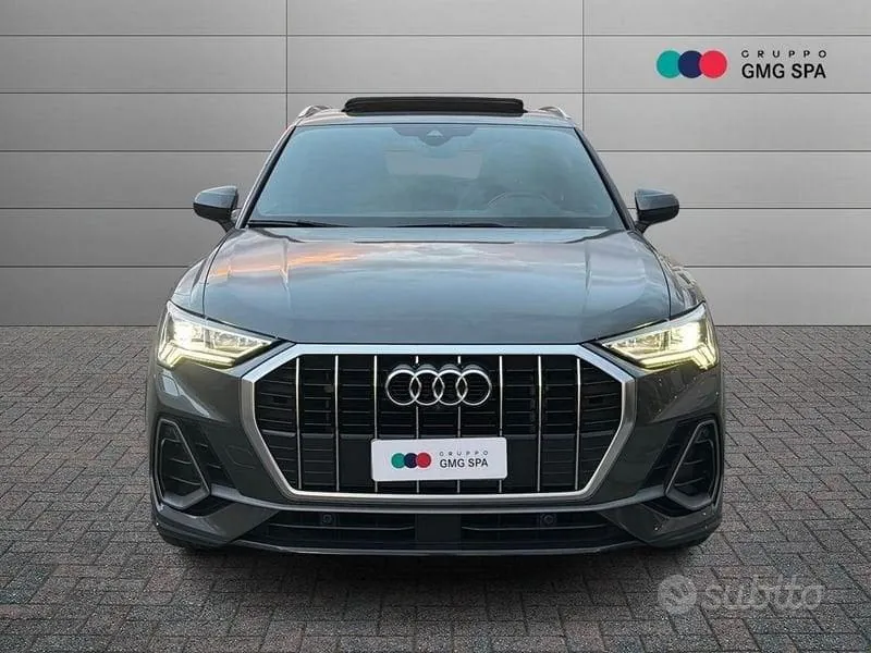 Audi Q3 2021 photo 2