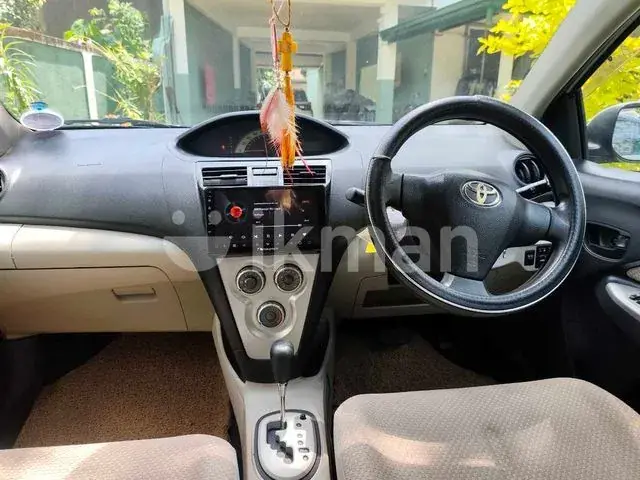 Toyota Belta 2007 photo 3