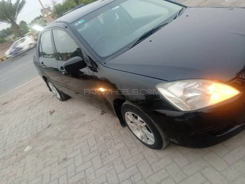 Mitsubishi Lancer