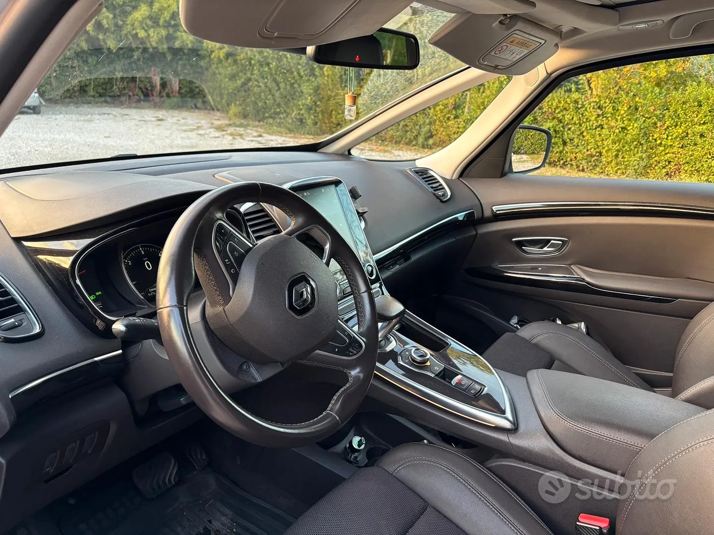 Renault Espace 2016 photo 4