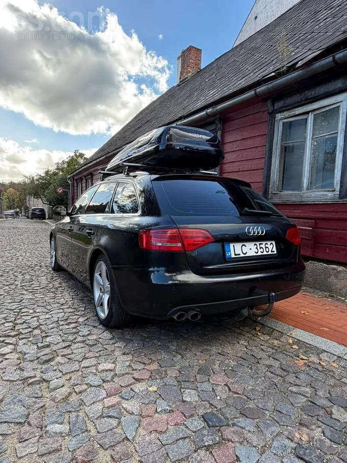Audi A4 2009 photo 4