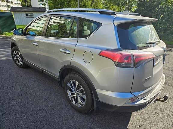 Toyota Rav4 2016 photo 4