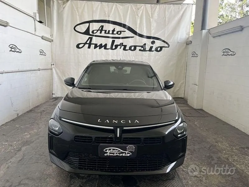 Lancia Ypsilon 2025 photo 3