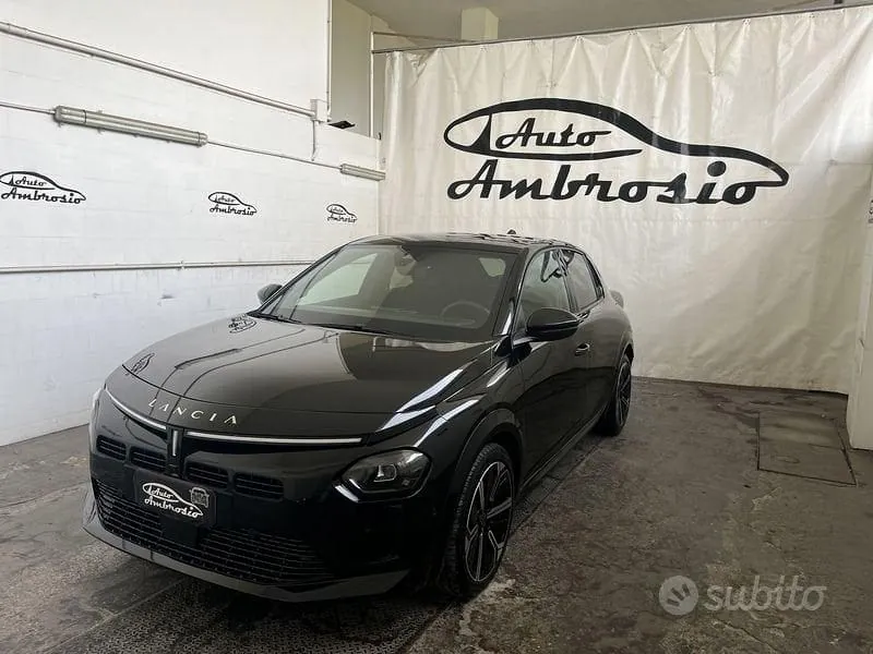 Lancia Ypsilon