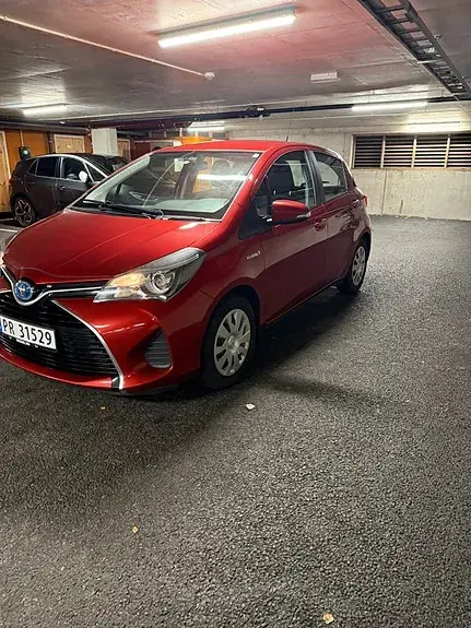 Toyota Yaris 2015 photo 4
