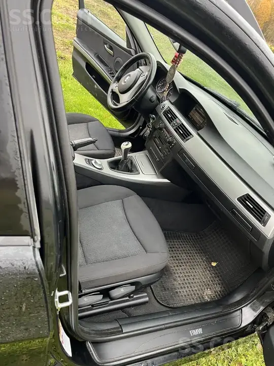 BMW E91 2006 photo 3