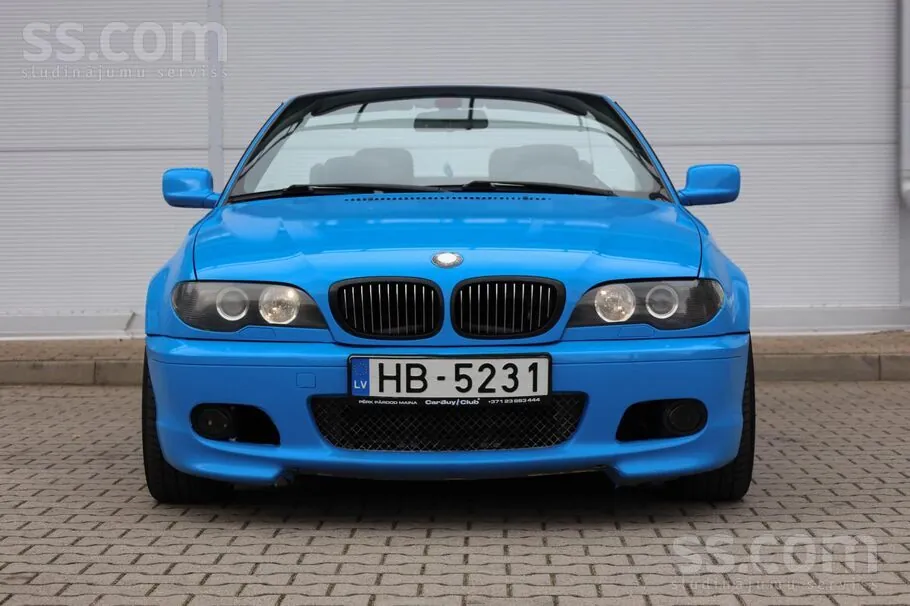 BMW 325 2004 photo 4