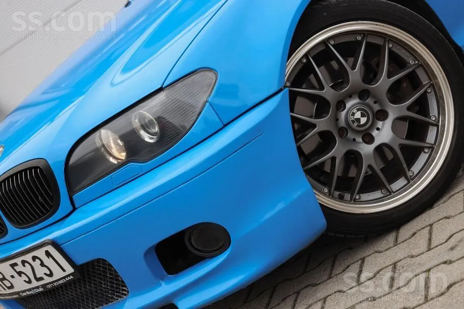 BMW 325 2004 photo 3