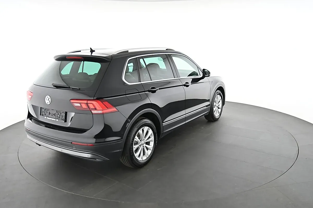 Volkswagen Tiguan 2020 photo 2