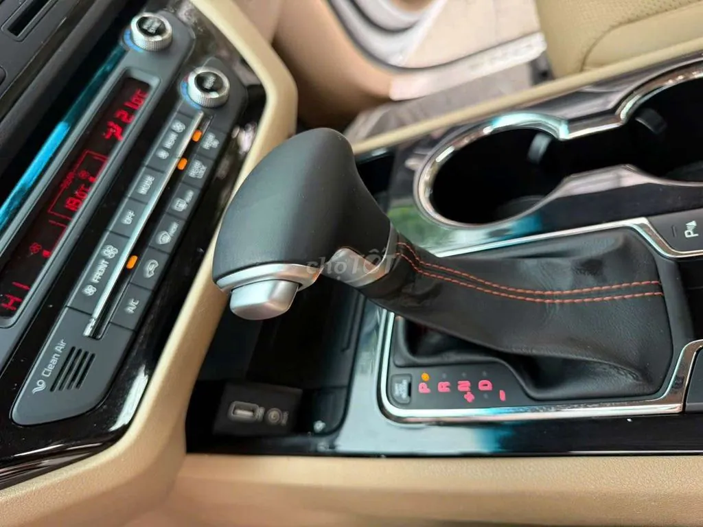 Kia Sedona 2020 photo 4