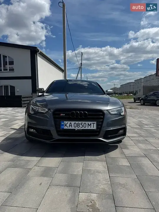 Audi S5 2015 photo 2