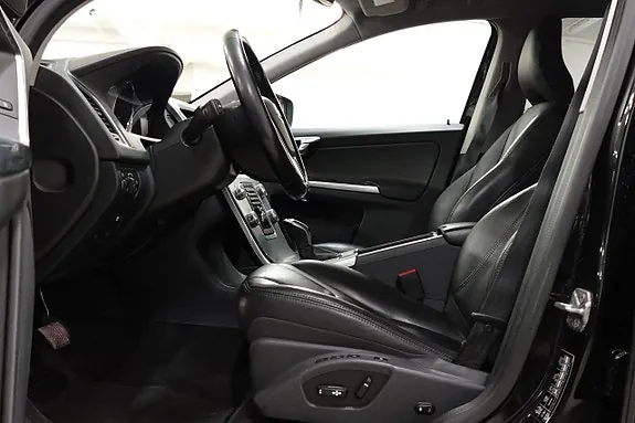 Volvo Xc60 2017 photo 4