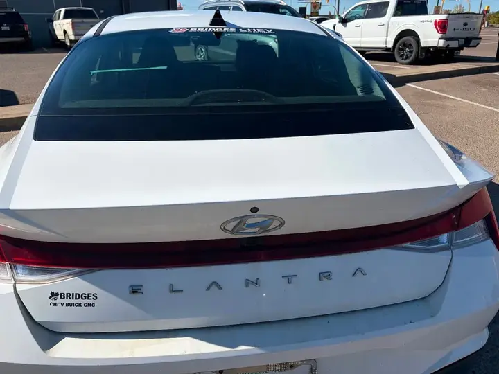 Hyundai Elantra 2021 photo 5