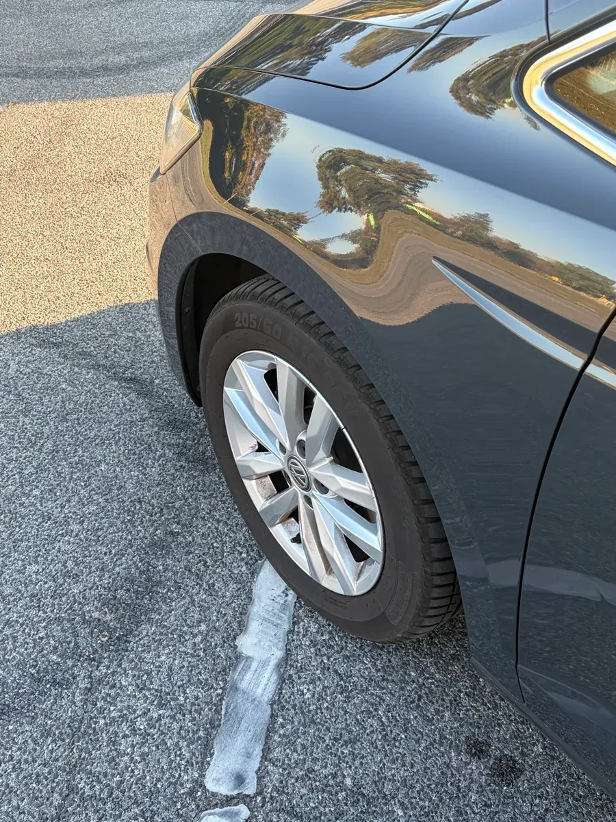 Volkswagen Touran 2019 photo 2