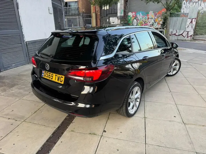 Vauxhall Astra 2019 photo 3
