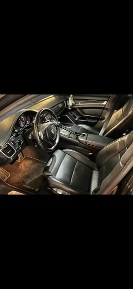 Porsche Panamera 4 2010 photo 4