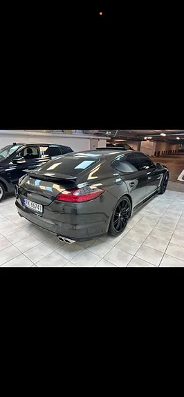 Porsche Panamera 4 2010 photo 3