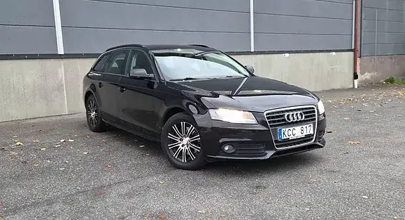 Audi A4 2010 photo 3