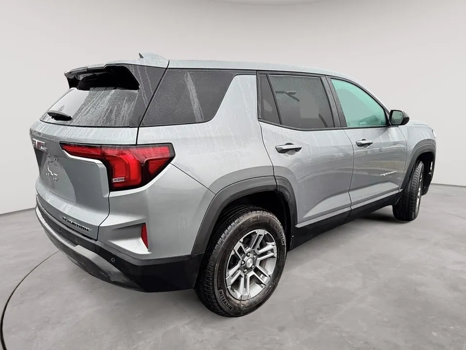 GMC Terrain 2026 photo 3