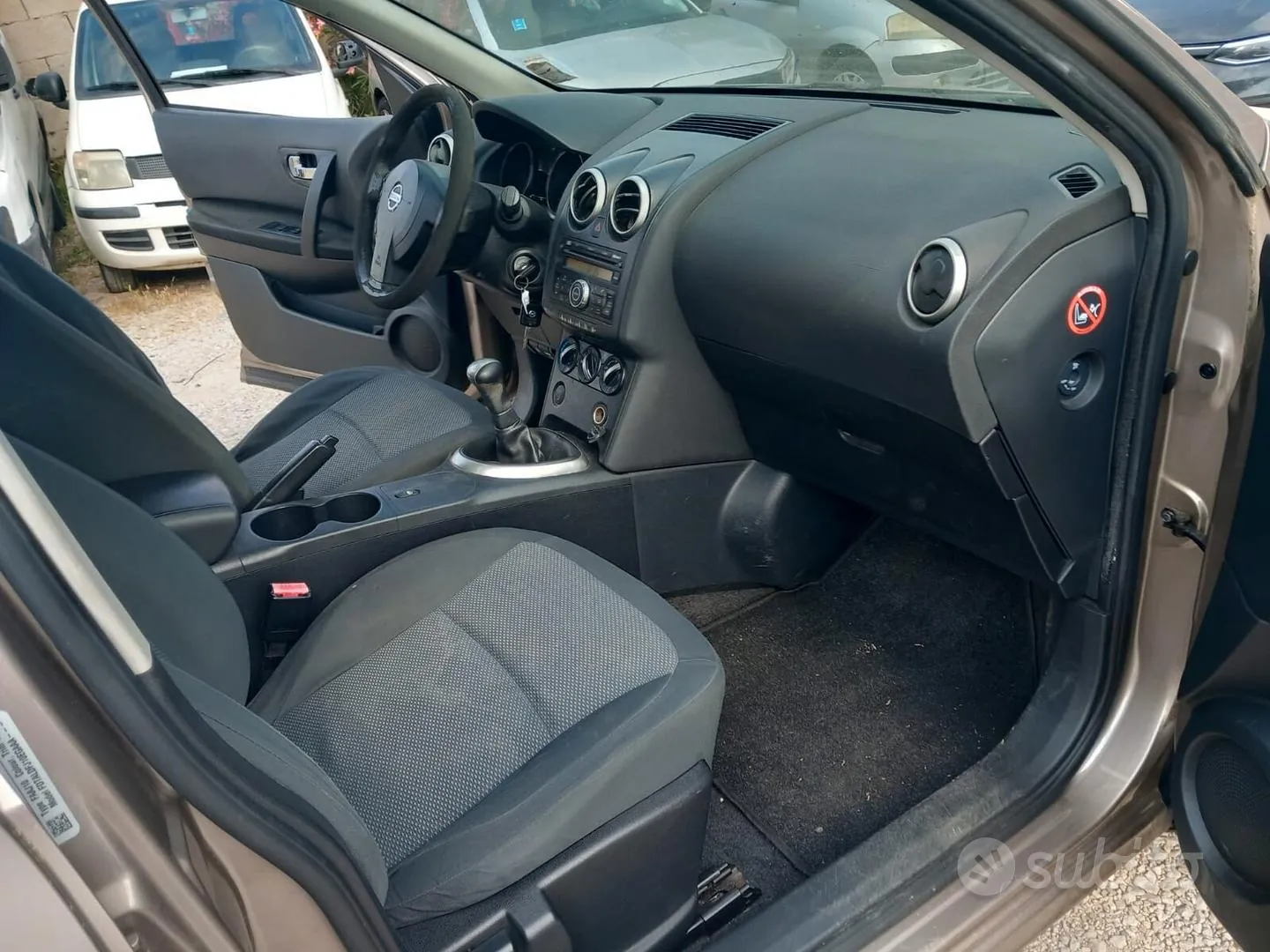 Nissan Qashqai 2010 photo 3
