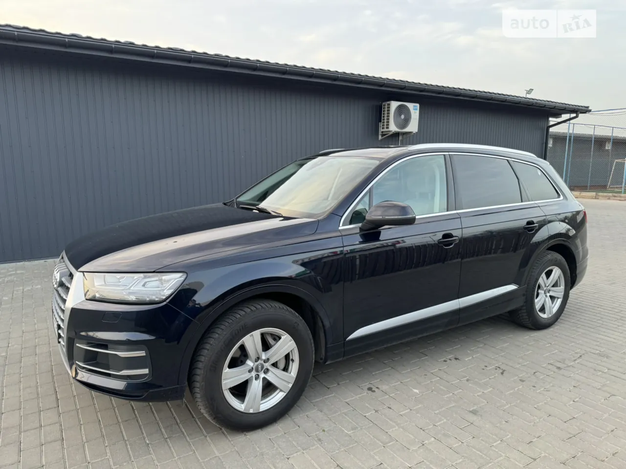 Audi Q7 2017 photo 4