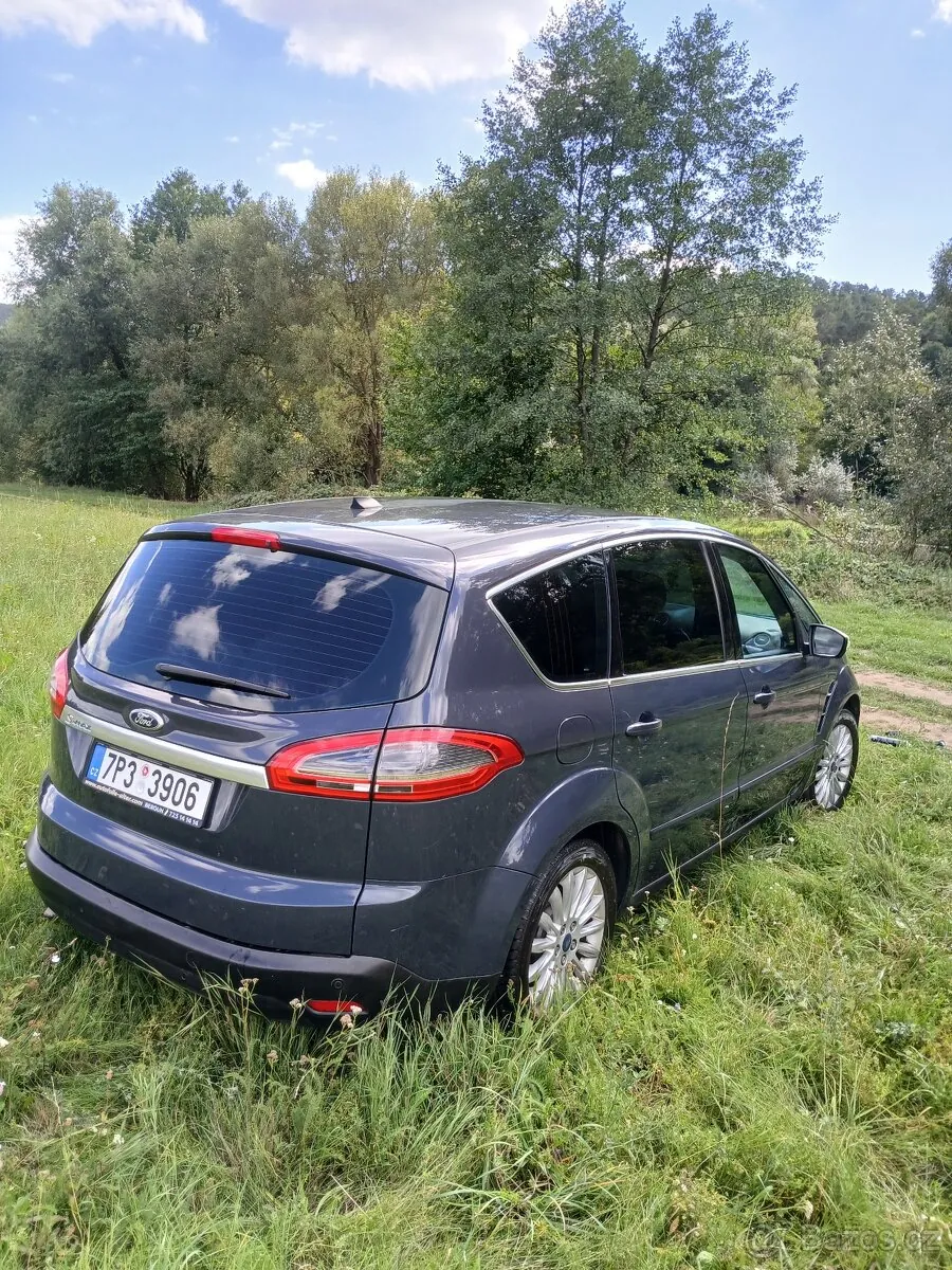 Ford S-Max 2014 photo 5