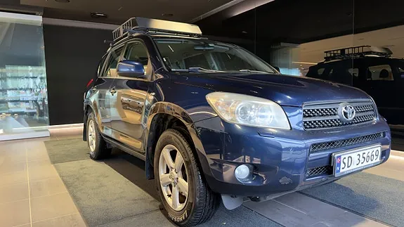 Toyota Rav4 2007 photo 2