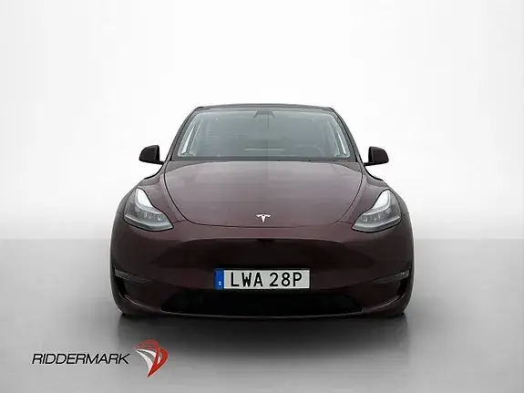 Tesla Model Y 2023 photo 2