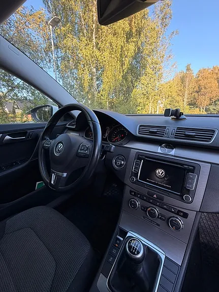 Volkswagen Passat 2012 photo 4