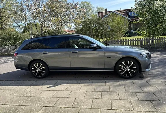 Mercedes-Benz E300 De 2020 photo 3