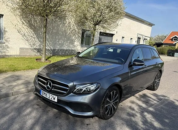 Mercedes-Benz E300 De 2020 photo 2