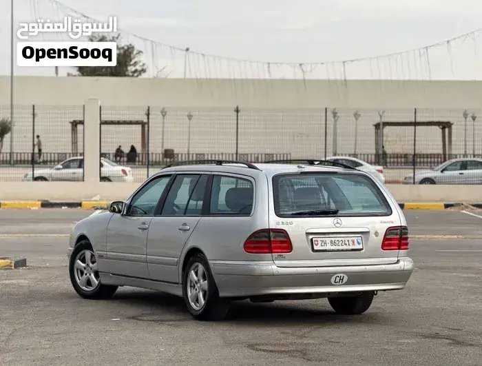 Mercedes-Benz E-Class 2002 photo 4