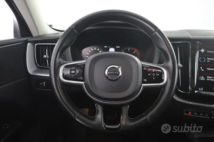 Volvo Xc60 2019 photo 5