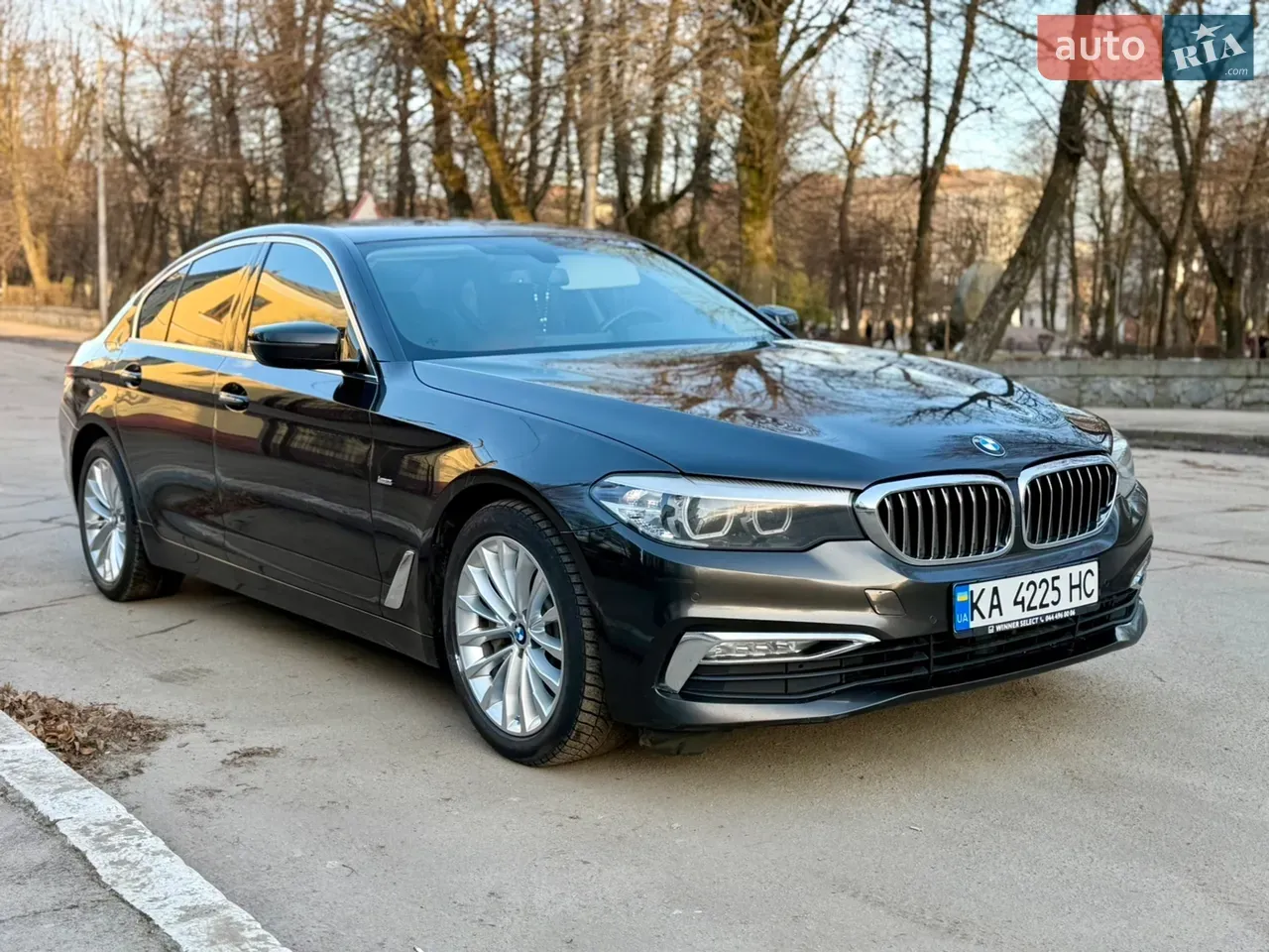 BMW 5 Series 2017 photo 4
