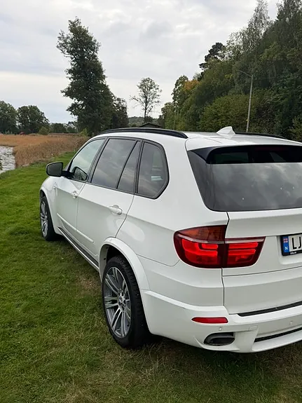BMW X5 2011 photo 5