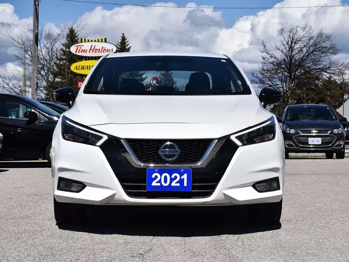 Nissan Versa 2021 photo 3