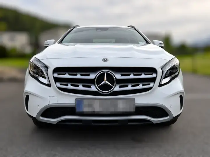 Mercedes-Benz Gla 2019 photo 2
