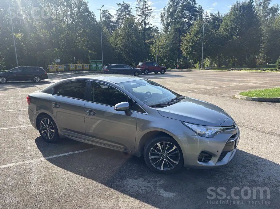 Toyota Avensis 2017 photo 4