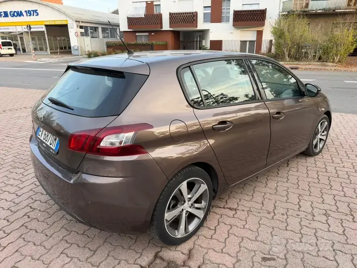 Peugeot 308 2014 photo 4