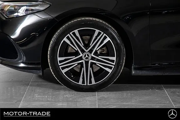 Mercedes-Benz Cla350 2026 photo 4